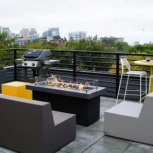  Apartment Atrium Unit 105