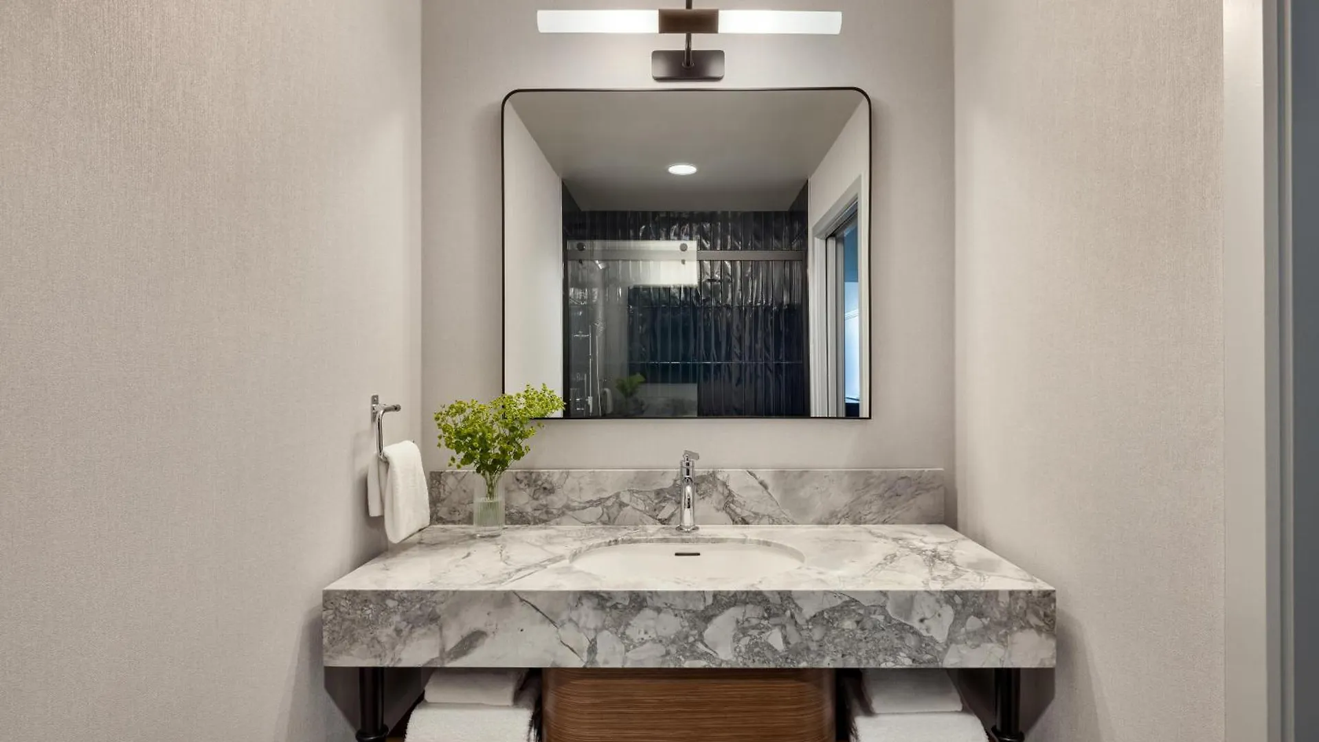 Kimpton Hotel Monaco Seattle By Ihg